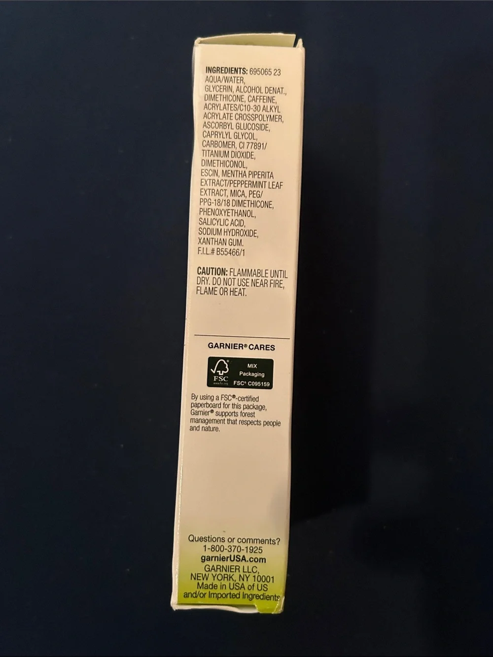 Garnier Clearly Brighter Anti-Puff Eye Roller — Green